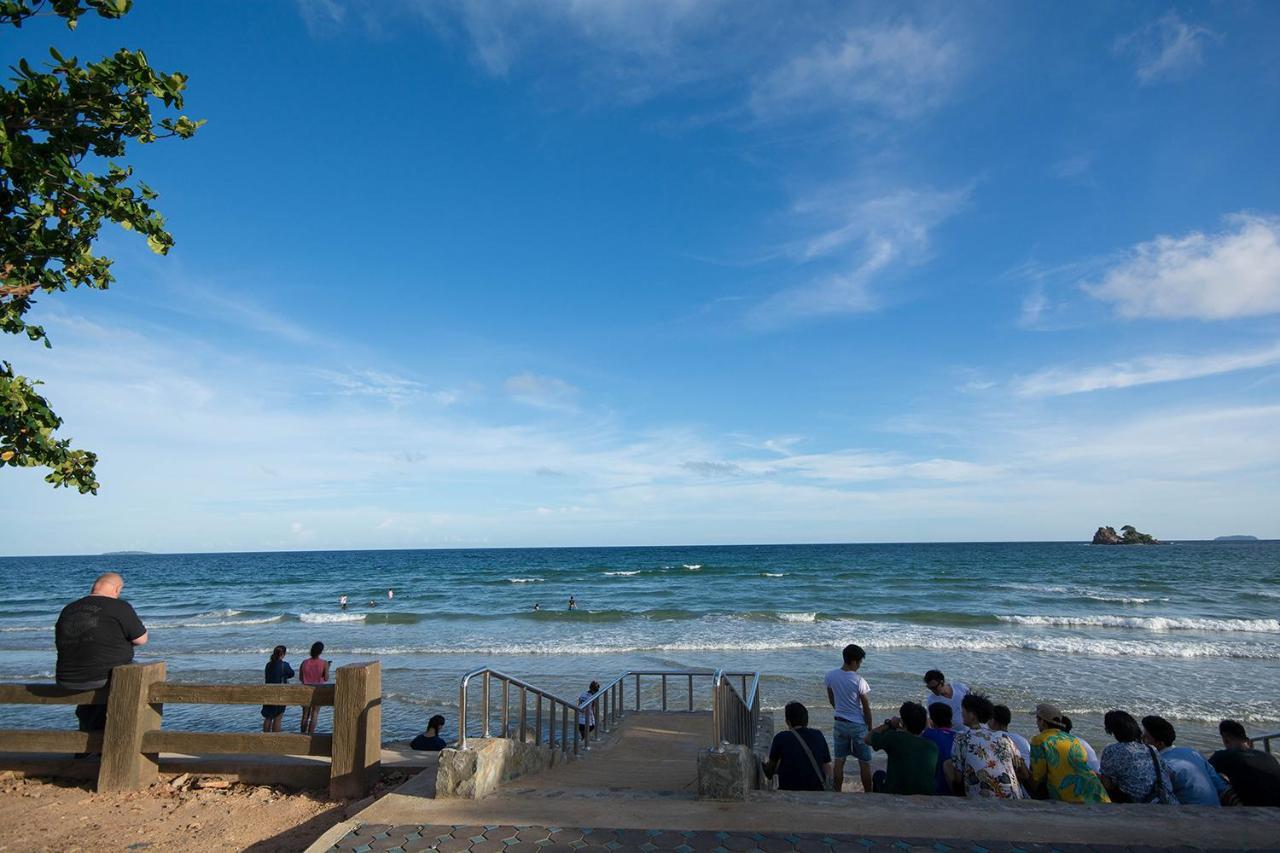 מאה פים Grandbeach Condo Sea View By Malai מראה חיצוני תמונה