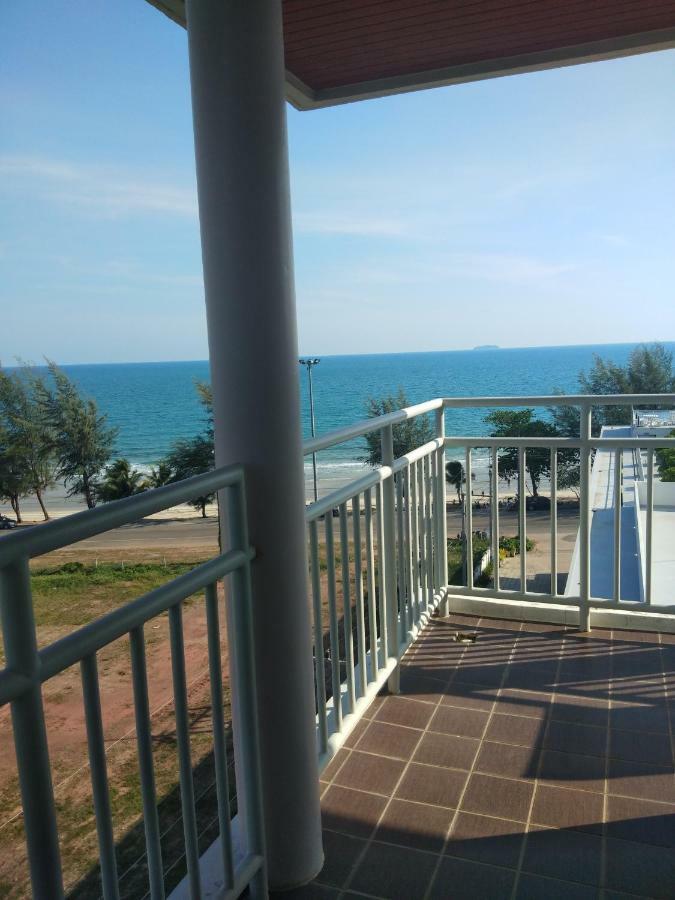 מאה פים Grandbeach Condo Sea View By Malai מראה חיצוני תמונה